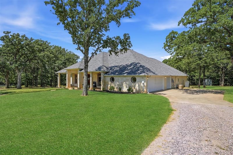171 Briar Creek Road, Whitesboro TX 76273 - Photo 3