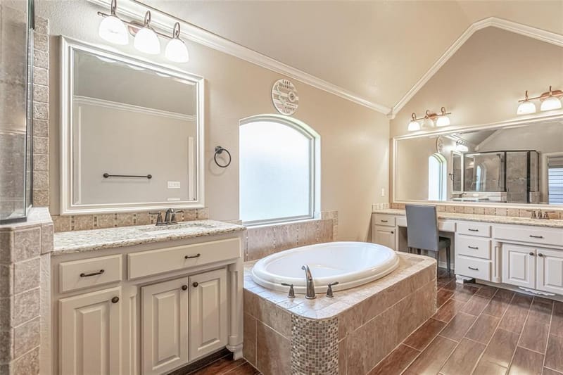 917 Joshua Court, Granbury TX 76048 - Photo 16