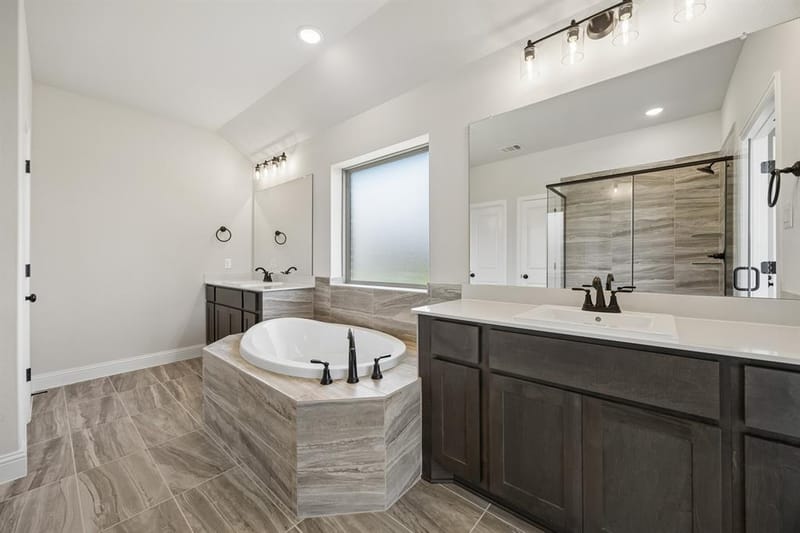 7701 Sheaves Trail, Joshua TX 76058 - Photo 7