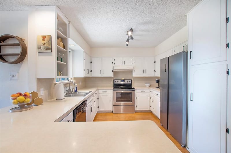 2507 Jewell Drive, Arlington TX 76016 - Photo 10