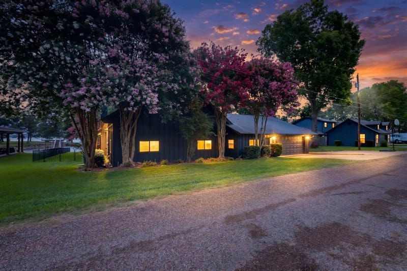 305 Rock And Roll Lane, Mabank TX 75156 - Photo 4