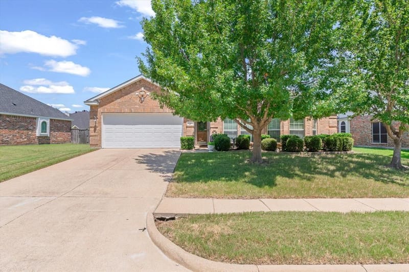2114 Pecan Ridge Drive, Forney TX 75126 - Photo 2