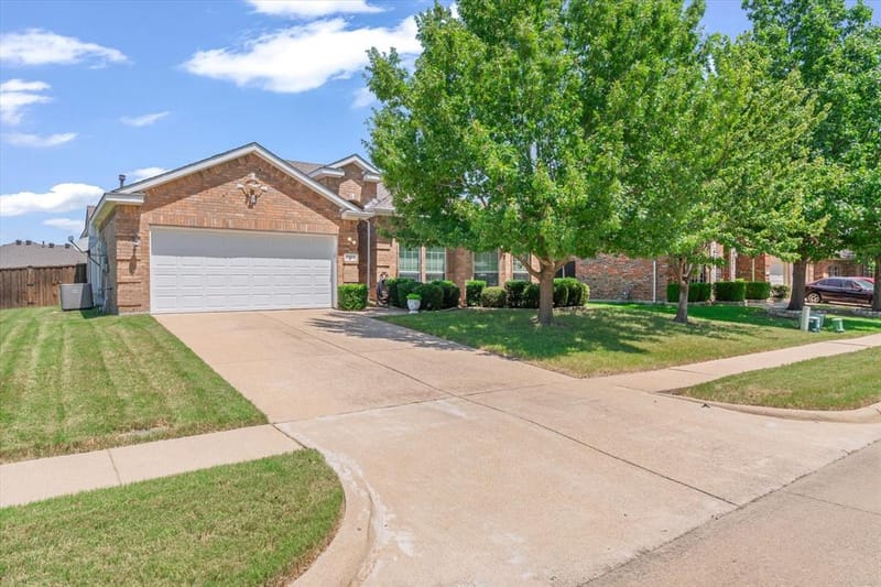 2114 Pecan Ridge Drive, Forney TX 75126