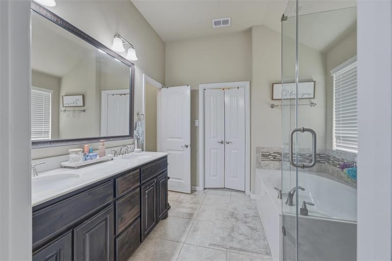 2955 Geneva Drive, Grand Prairie TX 75054 - Photo 14