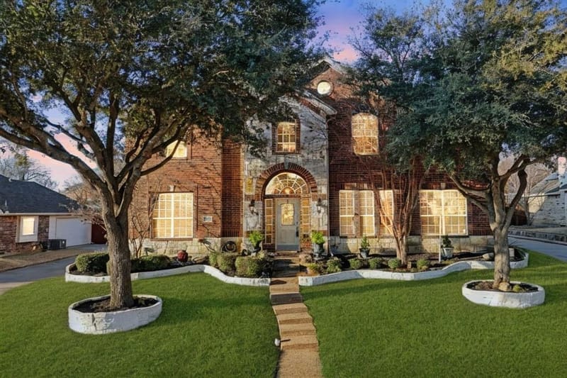 1318 Coastal Drive, Garland TX 75043 - Photo 2