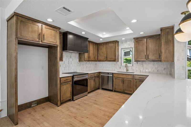 2401 Chimney Hill Drive, Arlington TX 76012 - Photo 19