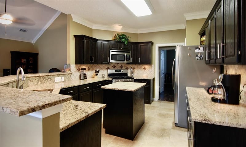 1685 Shannon Drive, Lewisville TX 75077 - Photo 6