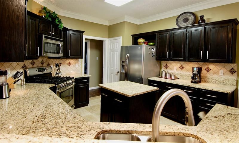 1685 Shannon Drive, Lewisville TX 75077 - Photo 7