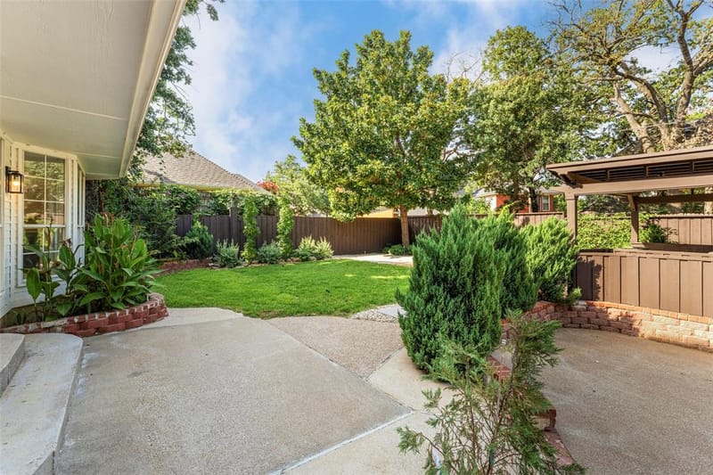 7206 Forestwind Court, Arlington TX 76001 - Photo 32