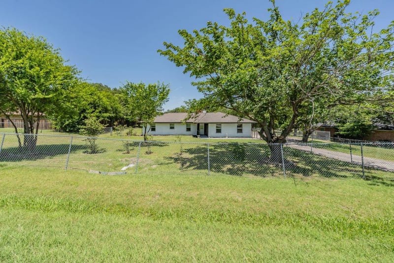 114 Wagon Wheel Lane, Wylie TX 75098 - Photo 2