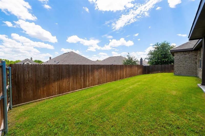 105 Cheryl Drive, Keene TX 76059 - Photo 28