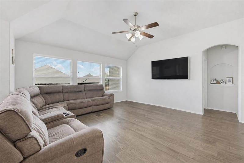 105 Cheryl Drive, Keene TX 76059 - Photo 9