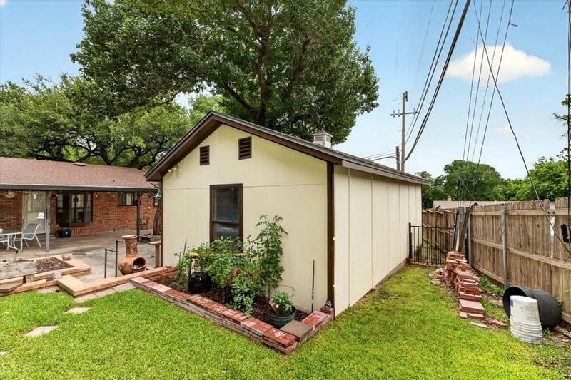 9700 Brookwood Circle, Woodway TX 76712 - Photo 33