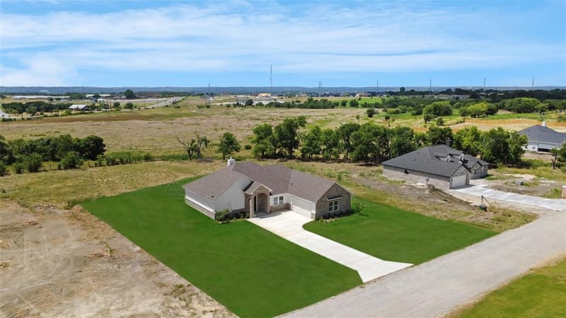 1020 Don Eve Court, Azle TX 76020 - Photo 4