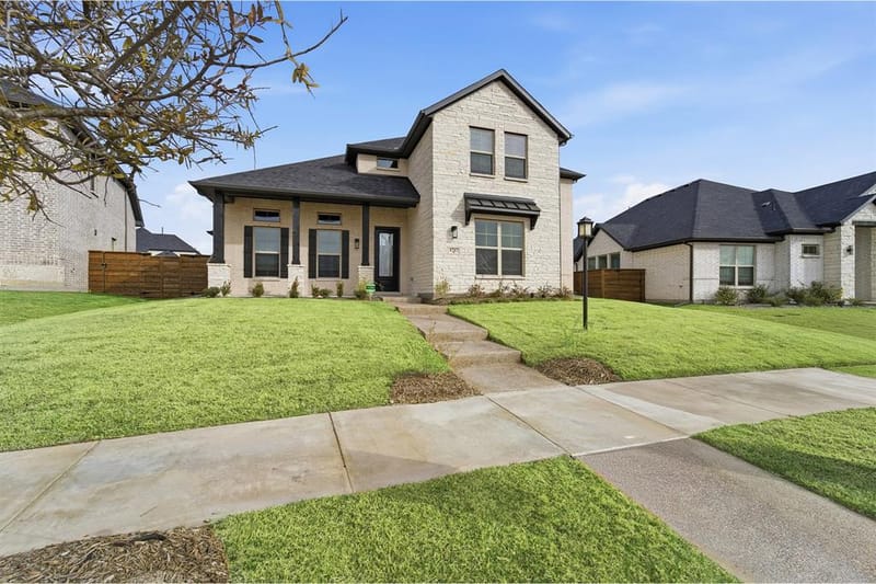 1717 Blossom Trail, Mesquite TX 75181 - Photo 2