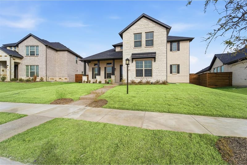 1717 Blossom Trail, Mesquite TX 75181 - Photo 3
