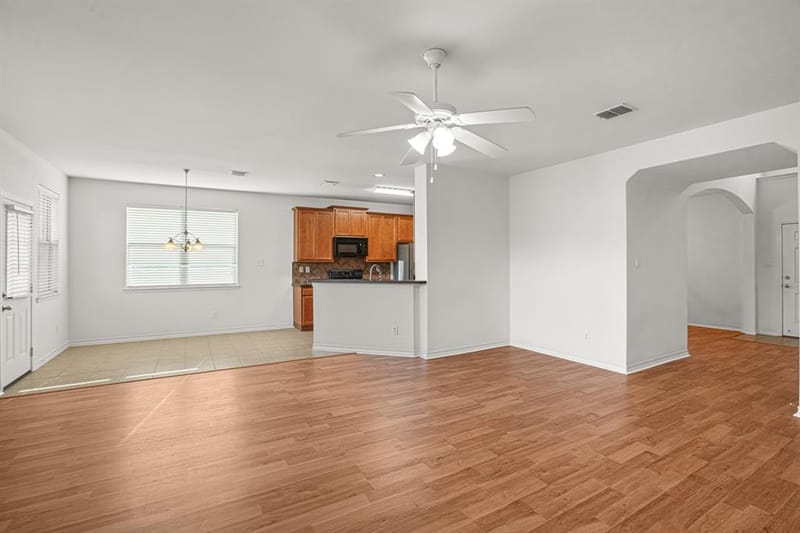 600 Beeman Drive, Arlington TX 76002 - Photo 9