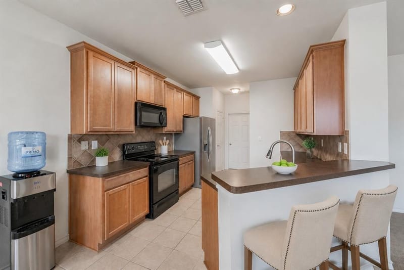 600 Beeman Drive, Arlington TX 76002 - Photo 10