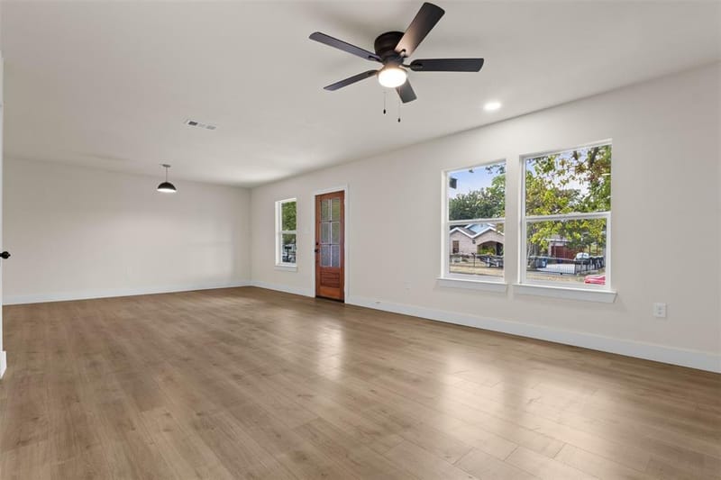 1104 S Brighton Avenue, Dallas TX 75208 - Photo 6