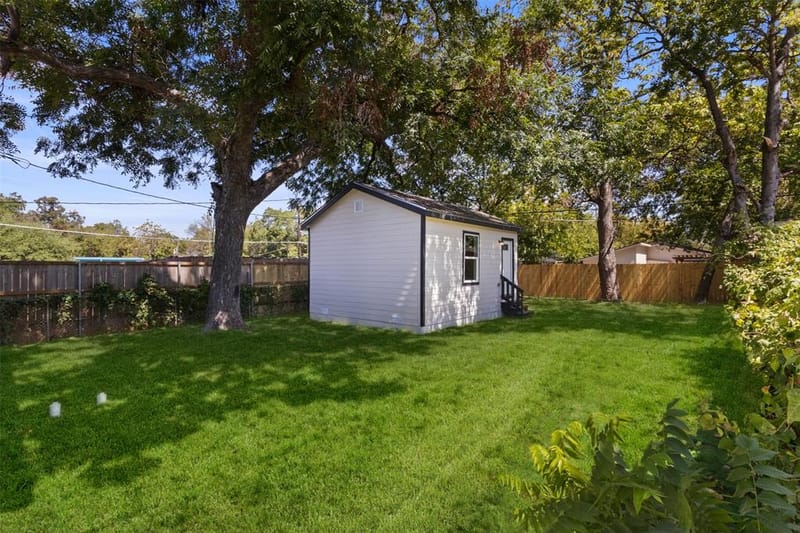 1104 S Brighton Avenue, Dallas TX 75208 - Photo 25