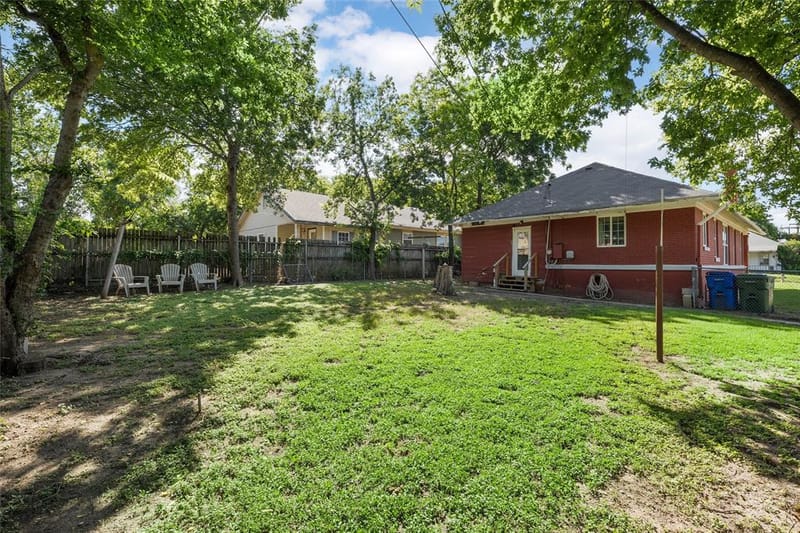2700 Cole Avenue, Waco TX 76707 - Photo 10