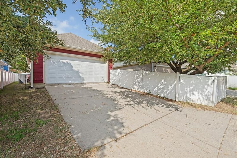 1020 Grey Fox Drive, Savannah TX 76227 - Photo 26