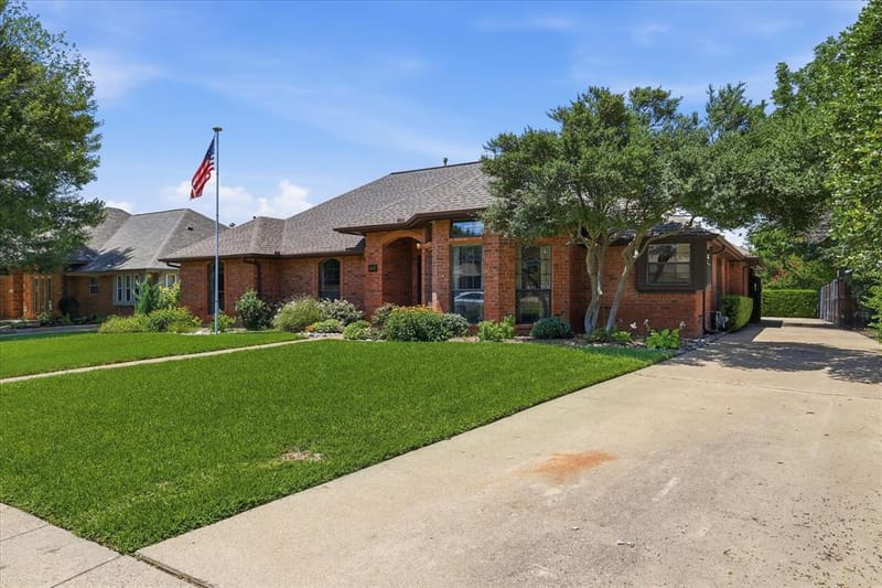 642 Eagle Drive, Coppell TX 75019 - Photo 2