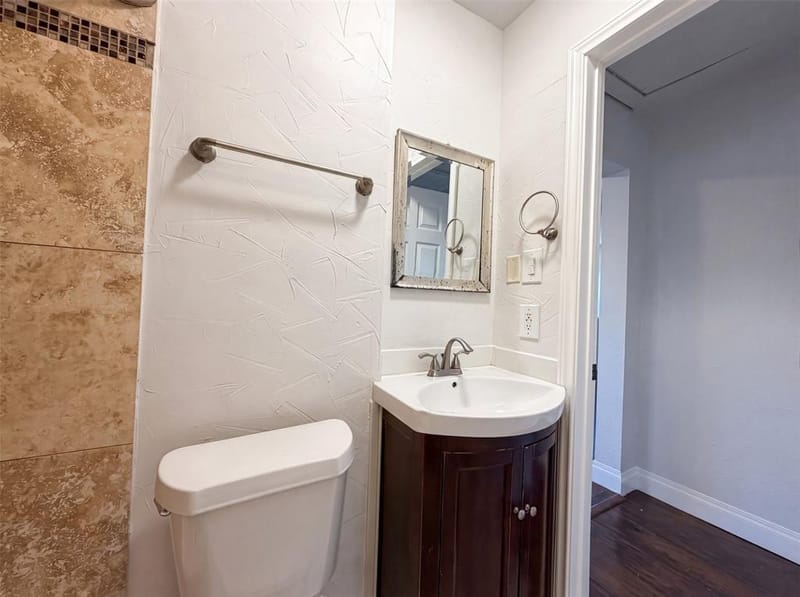 2832 Avenue I, Fort Worth TX 76105 - Photo 10