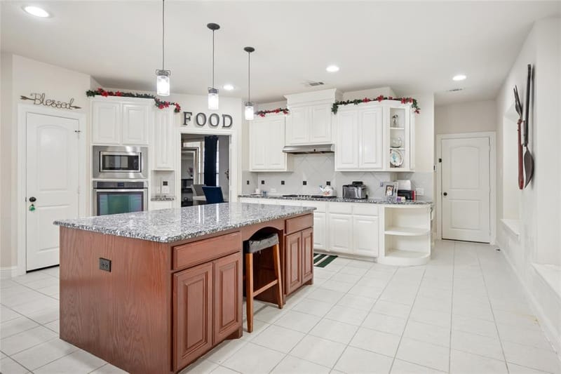901 Oglethorpe Lane, Aubrey TX 76227 - Photo 15