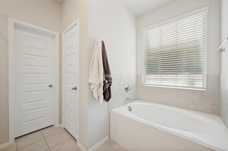 5956 Hopkins Drive, Providence Village TX 76227 - Photo 20