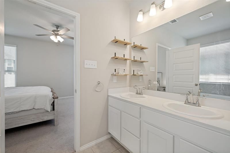 5956 Hopkins Drive, Providence Village TX 76227 - Photo 21