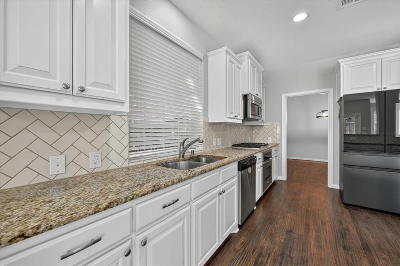 8417 Bayberry Avenue, Lantana TX 76226 - Photo 18