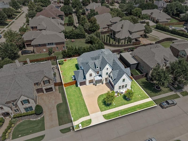 8808 Verona Drive, McKinney TX 75071 - Photo 2