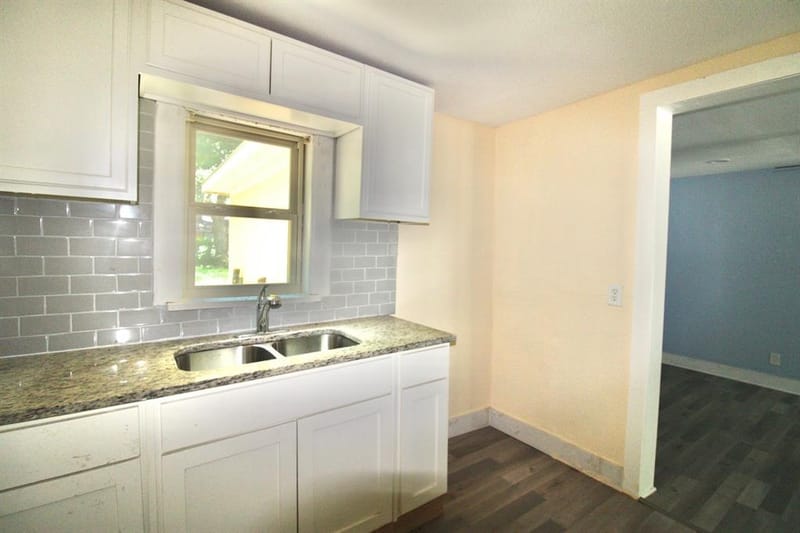 1206 S Edgefield Avenue, Dallas TX 75208 - Photo 6