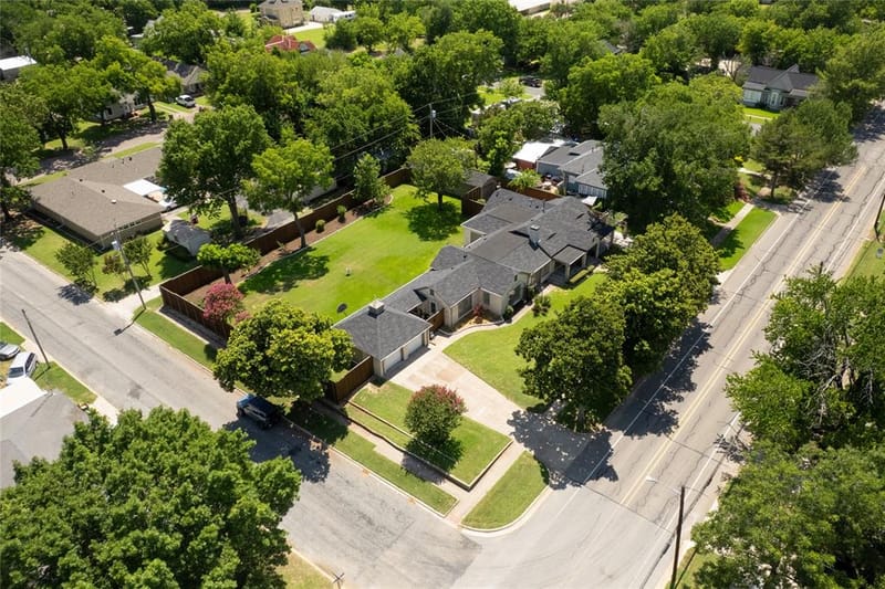 406 E Main Street, Whitesboro TX 76273 - Photo 5