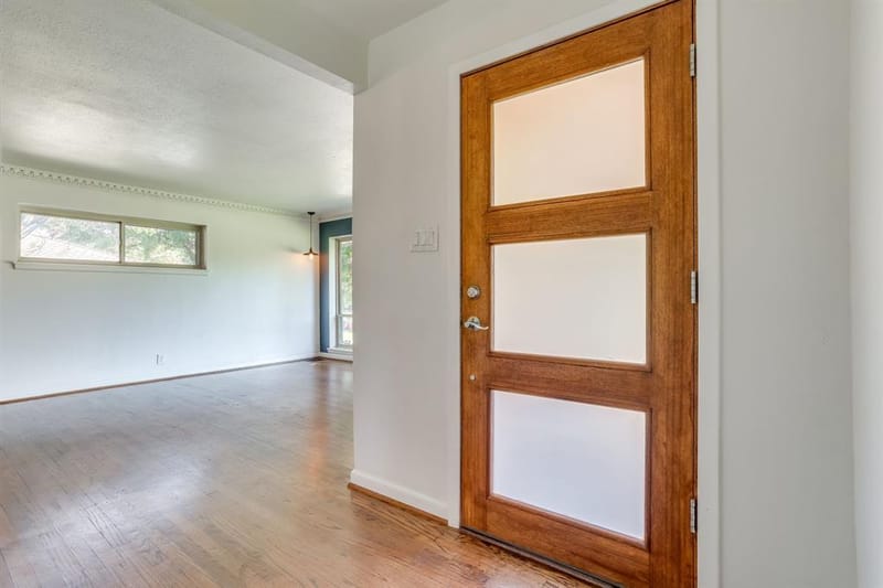 1839 Shelmire Drive, Dallas TX 75224 - Photo 3