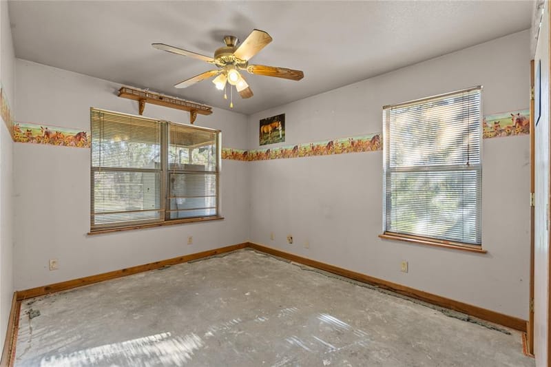 262 N Cheyenne Trail, Springtown TX 76082 - Photo 13