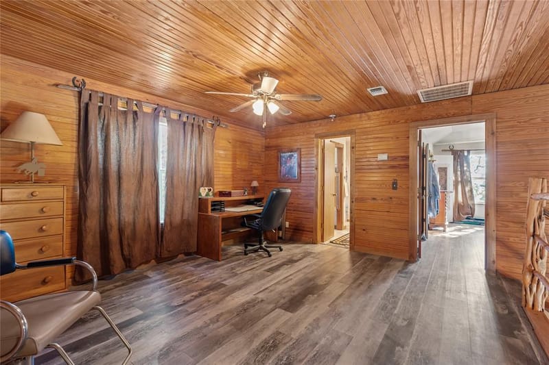 262 N Cheyenne Trail, Springtown TX 76082 - Photo 16