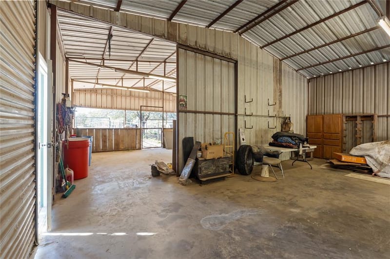 262 N Cheyenne Trail, Springtown TX 76082 - Photo 25