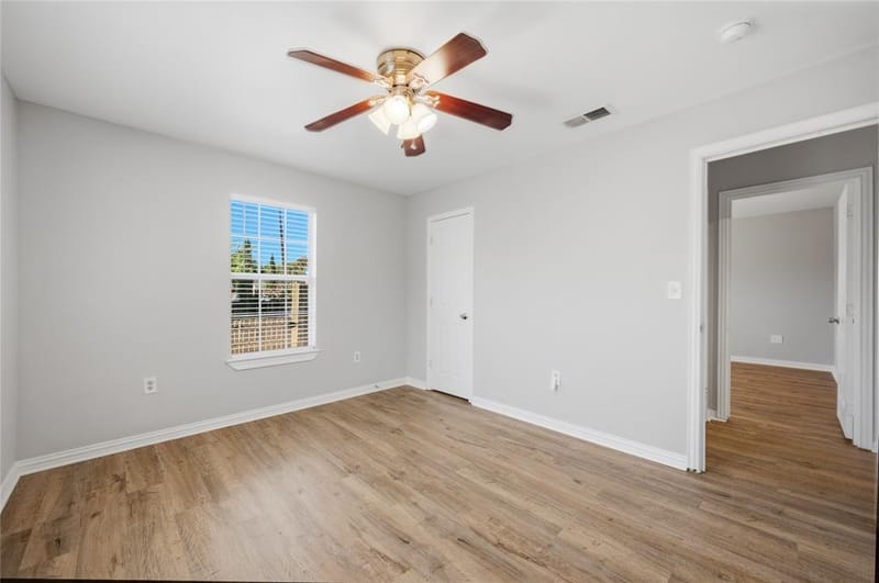 1143 Newport Avenue, Dallas TX 75224 - Photo 13