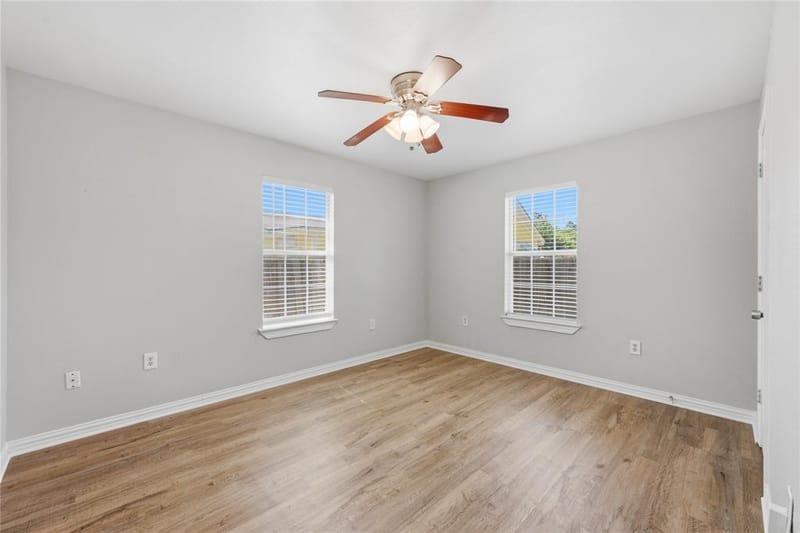 1143 Newport Avenue, Dallas TX 75224 - Photo 12