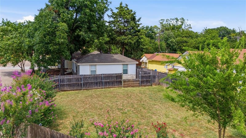 1143 Newport Avenue, Dallas TX 75224 - Photo 36