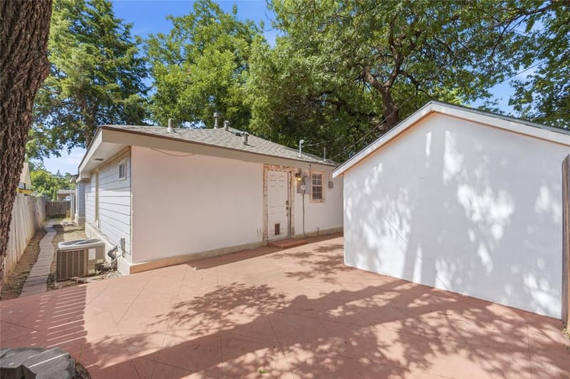1143 Newport Avenue, Dallas TX 75224 - Photo 31