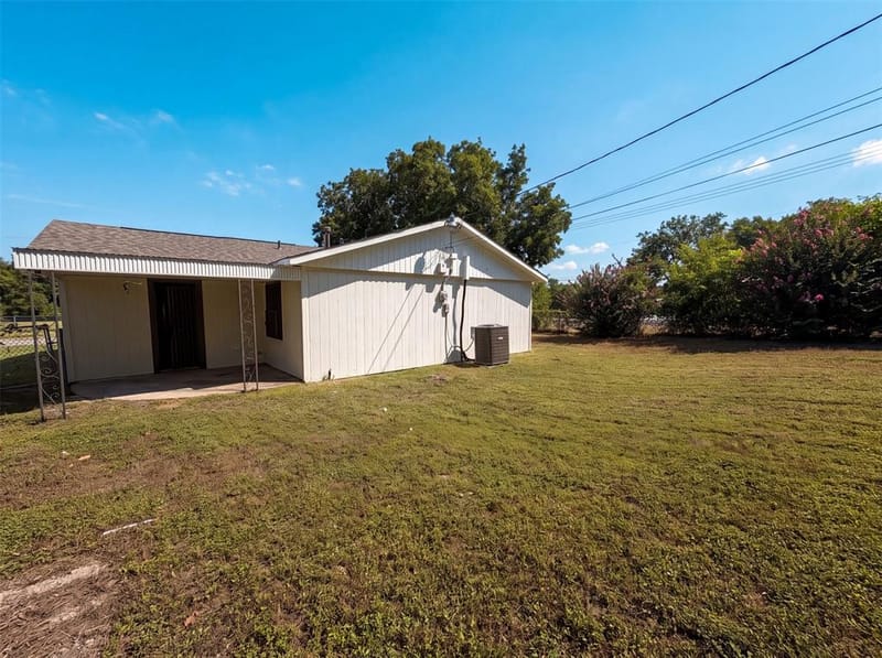 4268 Texas College Drive, Dallas TX 75241 - Photo 5