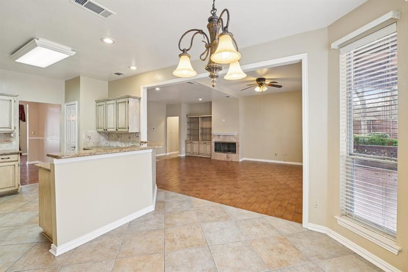 4519 Edge Creek Lane, Arlington TX 76017 - Photo 13