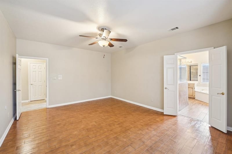 4519 Edge Creek Lane, Arlington TX 76017 - Photo 16