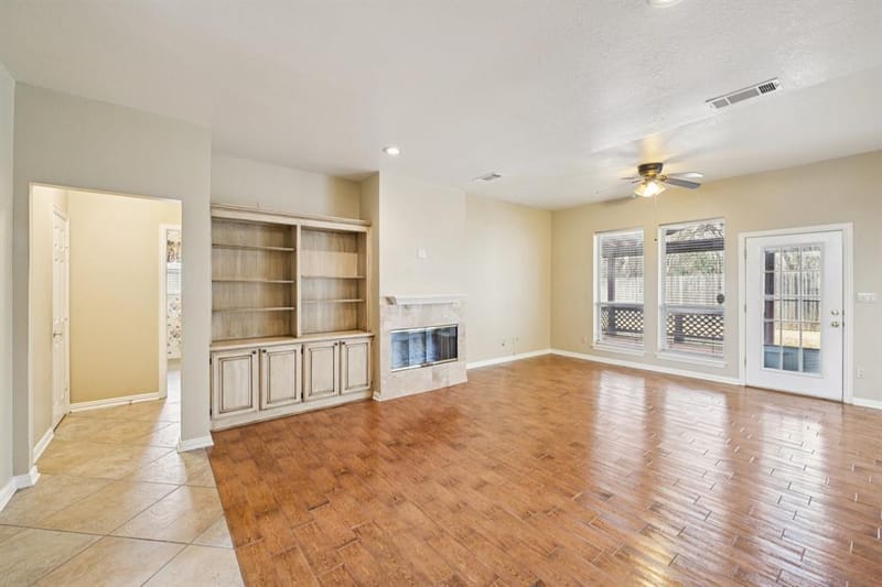 4519 Edge Creek Lane, Arlington TX 76017 - Photo 10
