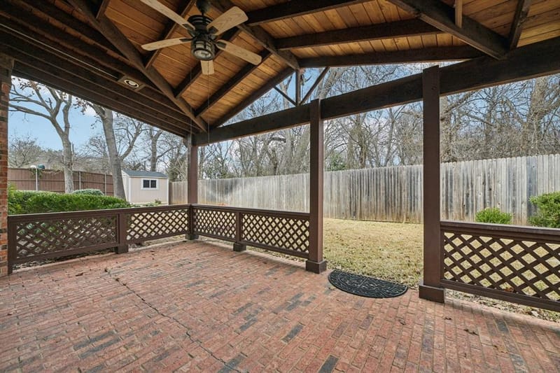 4519 Edge Creek Lane, Arlington TX 76017 - Photo 4