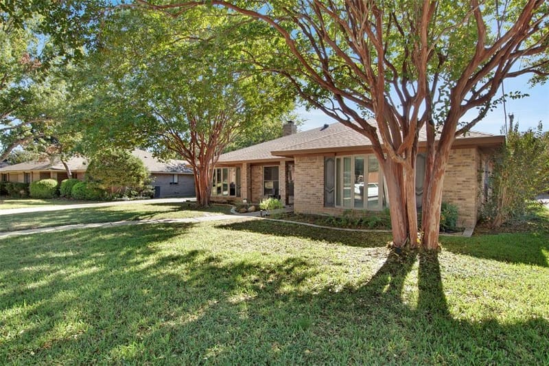 4209 Capilla Street, Fort Worth TX 76133 - Photo 2