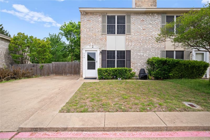 139 Graystone Place, Duncanville TX 75137 - Photo 2